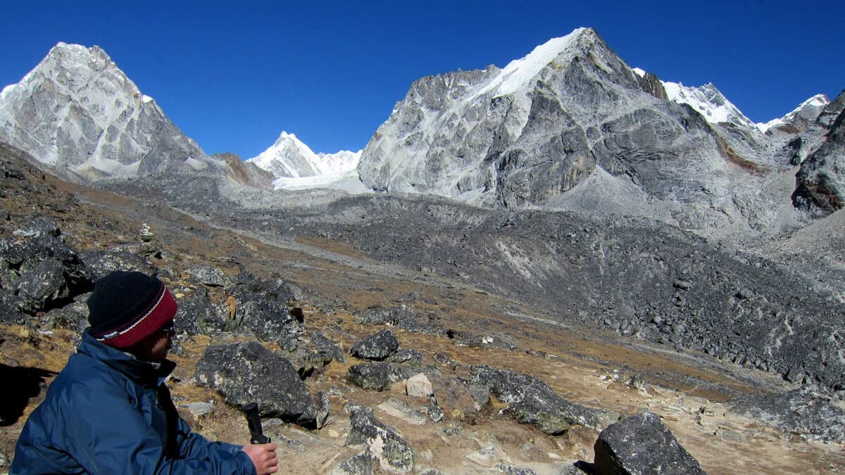 EBC Chola Pass Vs Renjo La Pass Trekking